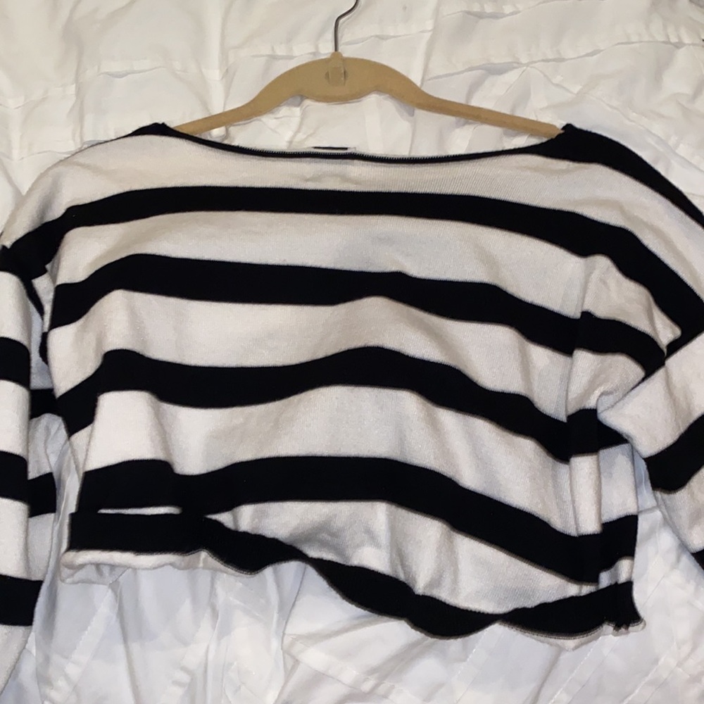 Princess Polly, size S/M, and color is black and white - Picture 3 of 3